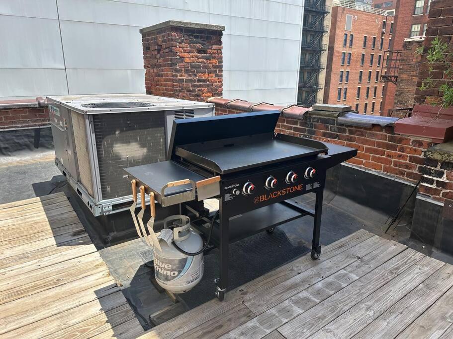 The Historic Lyric Penthouse With Private Rooftop Cincinnati Exterior foto