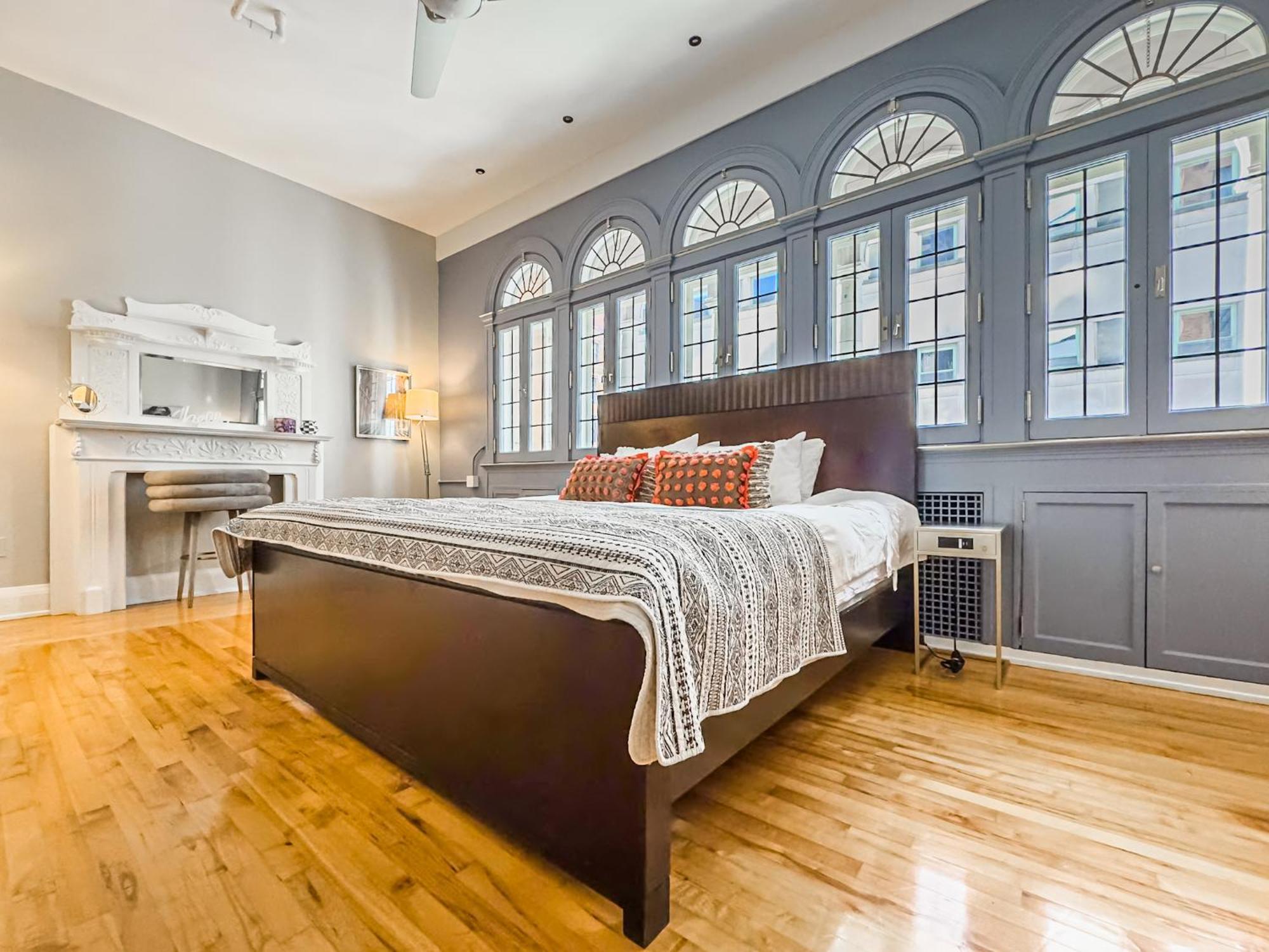 The Historic Lyric Penthouse With Private Rooftop Cincinnati Exterior foto
